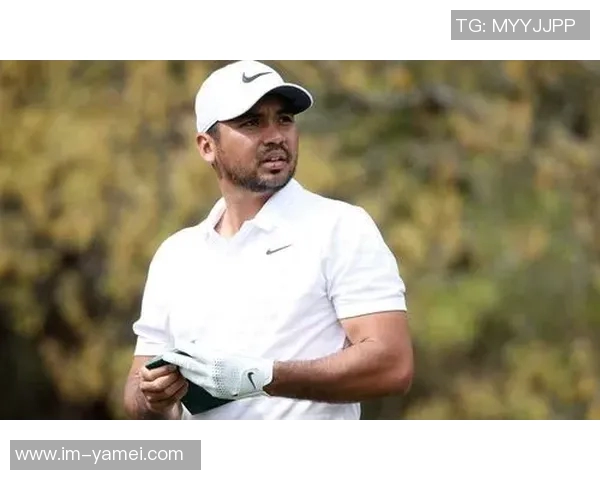 莱切俱乐部宣布卡马达进行右肩手术力争本赛季末期重返赛场 莱切俱乐部宣布卡马达进行右肩手术力争本赛季末期重返赛场